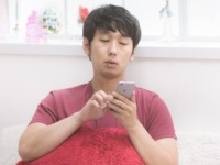 デート後、男性が「彼女と別れた瞬間」にすること・3つ