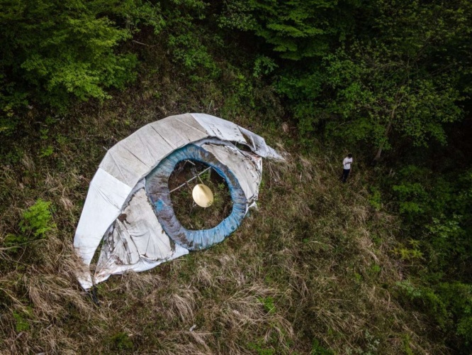 高橋さん「とても大きいので、現場で作っていても何をやっているのか分からないんです」（画像はえぬびい＠enuenuenubiさん提供）