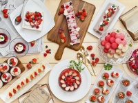 my favorite Berry Sweets Buffet 2017
