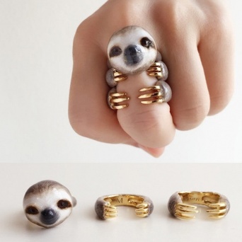 セットでつけるとかわいさ倍増！指の上のファンタジーな世界。動物たちのアイディア指輪