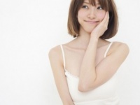 男性に聞いた！　「すっぴん」と「化粧顔」ではどちらのほうがそそられる？