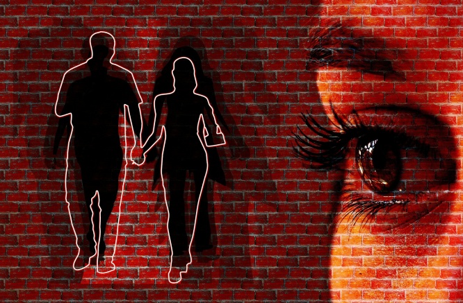 付き合っている彼が元カノとまだ連絡を取っていたとき