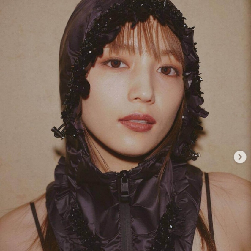 インスタグラム：川口春奈(@haruna_kawaguchi_official)より