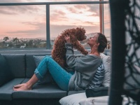犬を亡くした飼い主が未開封のペットフードを返品できるか購入元に問い合わせたところ、驚きの神対応が待っていた