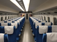 新幹線で 快適に過ごせるのは何号車？ 東京から大阪まで2時間半ぐっすり眠る方法！
