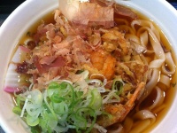 名古屋駅の住よしのきしめん（is_kyoto_jpさん撮影、Flickerより）