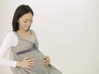 妊娠したらバストサイズは何カップ上がった？　「2カップUP」が○％も！