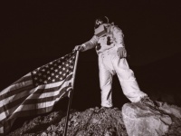 アメリカが月に立てた6つの星条旗は今どうなっているのか？