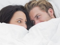 最近チューしてる!?　「夫婦のイチャイチャの頻度」→31.6％の既婚男性は「変わらない」