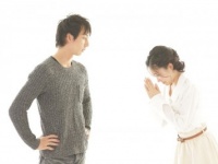 これは許しちゃう！　男子が誠意を感じる「彼女の謝り方」5選