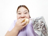 生理中、無性に食べたくなるお菓子10
