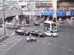 国道２４６渋谷交差点での衝突事故！　白バイが原因ではないかと議論に