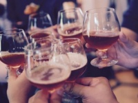 男子が熱望！　一緒に居酒屋で飲みたい男性芸能人12「ビートたけし」「ロンブー淳」「GACKT」など