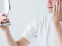 男性の美肌ケアは当たり前？（画像はイメージ）
