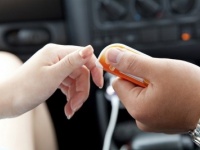 コレは高ポイント！　彼の車に常備してあるとうれしいもの6つ！