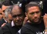 ラグビー伝説の選手の葬儀にて。心震える最後の「ハカ」…