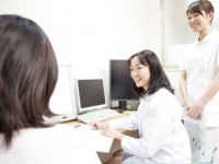試された苦い過去も……！　女性と一緒に婦人科検診に行った経験・6つ