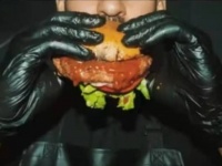 人肉の味と食感がする、ベジミートを使ったハンバーガー、カンヌの広告フェスティバルで最優秀賞を受賞