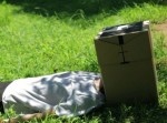 【ダンボールで】話題の「１人映画館」が商品化されちゃう！？