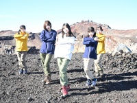 富士山登山でヒット祈願　#ババババンビ メンバー全員での富士山登頂を報告　さらにMVティザー解禁！！