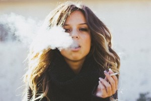 【里子の婚活放浪記 CASE4】「独女にとってタバコは婚活の敵？！禁煙で防げる4つの重大デメリット」