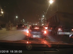 渋滞を横目に雪道を突っ走る一台の車。しかし、その男の結末が危ない事に！