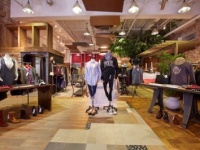 【週末のおでかけ】大人女子もテンション上がる！　都内のオシャレな古着ショップ3選
