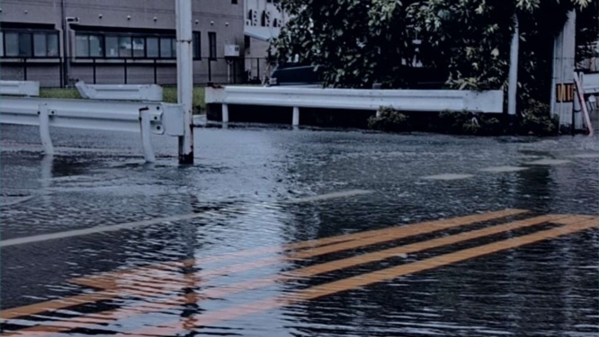途中で雨がひどくなり...（画像はイメージ）