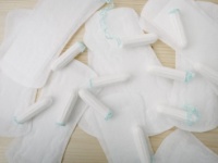 生理めんどくさっ！　長時間ナプキン交換できない時、どうしてる？