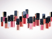 濃密な仕上がり、豊かなうるおい。クレ・ド・ポー ボーテ新作「ルージュクレーム」発売