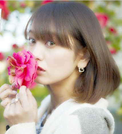 脊山麻理子オフィシャルブログより