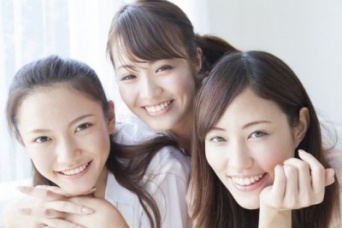 年上好きが増えてるって本当？　年上と同い年と年下の女性、ズバリ男性に人気なのは？