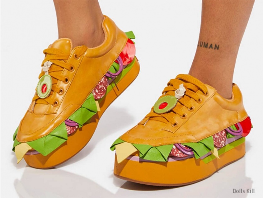 足元をおいしく。具がたっぷり入ったサンドウィッチ型スニーカーがナウオンセール！