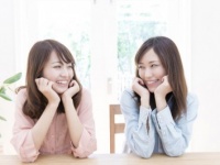 イラッ！　恋愛に関して同性から「ナチュラルにマウンティングされているなと思う瞬間」10