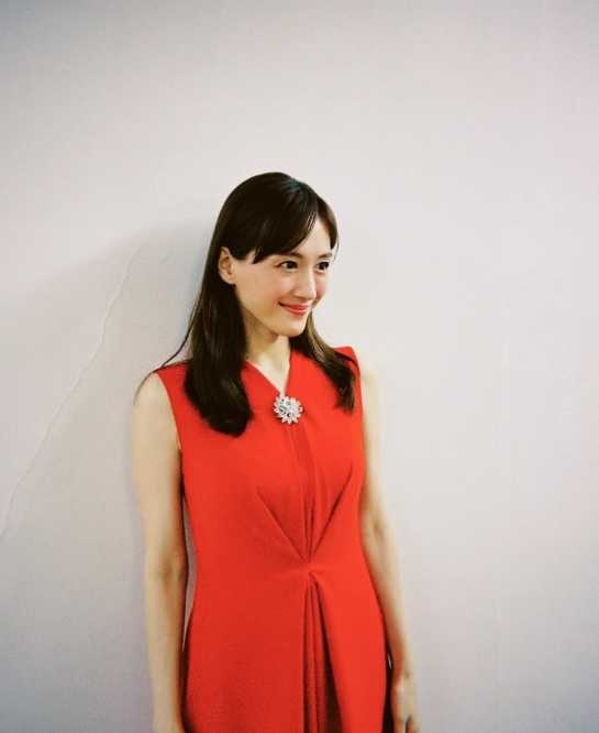 Instagram:綾瀬はるか(@ayaseharuka_official)より