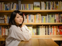 美女と一緒に本で悩みを解決！　書評メディア『本to美女』がリリース