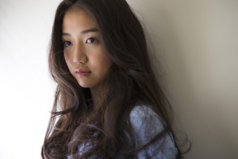 ハイヒールで歩き出した16歳　 夢乃