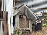 そんな場所から来てたんか...　自宅にやたらと訪れる野良猫の「衝撃の住処」判明