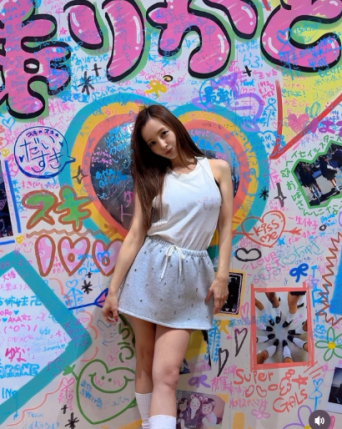 Instagram:板野友美(@tomo.i_0703)より