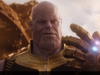 『アベンジャーズ』第4弾がクランクアップ！お祝いのケーキにはヒントがいっぱい？