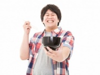 腹やべぇ！　「正月太りしない人」がやってること4つ