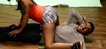 冴えないオタクたちがトワークを初体験！　瞬殺でメロメロにwww