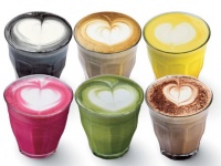 70以上のラテ！　「LATTE BEANS &#038; ROASTERS」自由が丘にオープン
