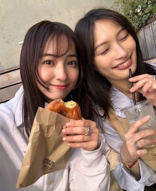 Instagram:大政絢(@aya_omasa_official)より