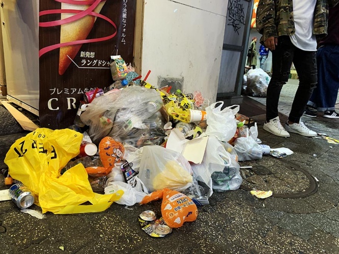 garbage-shibuya-halloween20