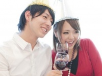 【男女のちがい】好きな人に「告白したらOKかも」と思ったら「告白する」or「告白を待つ」？