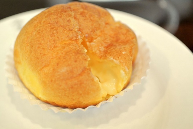 喫茶部シュークリーム