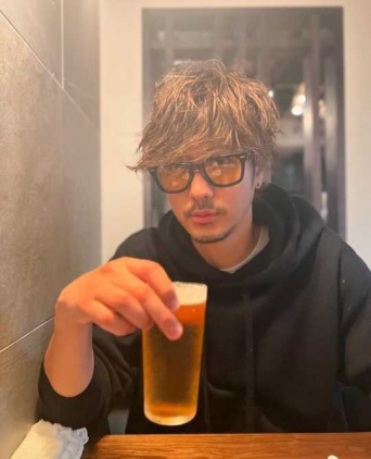 Instagram:速水もこみち（＠mocomichi_hayami）より