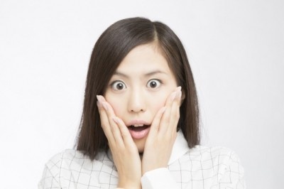皮膚科医が教える！　顔のむくみをスッキリ解消する方法