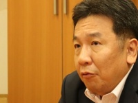 インタビューに答える枝野幸男・民進党幹事長（8月31日、Jタウンネット編集部撮影）